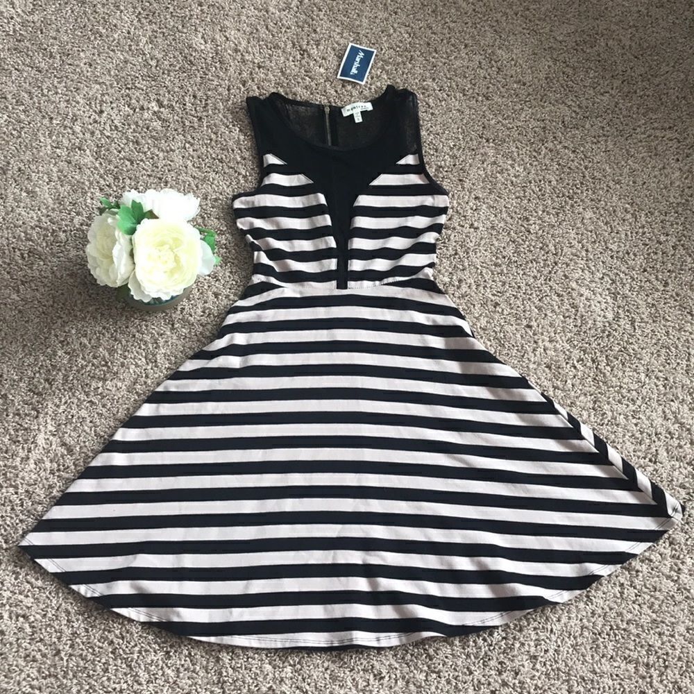 NWT Tan & Black Dress